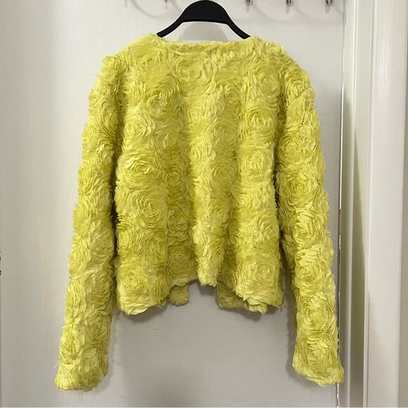 Zara JACKET WITH TEXTURED FLOWER DETAIL Size Extra Large XL - Picture 15 of 16